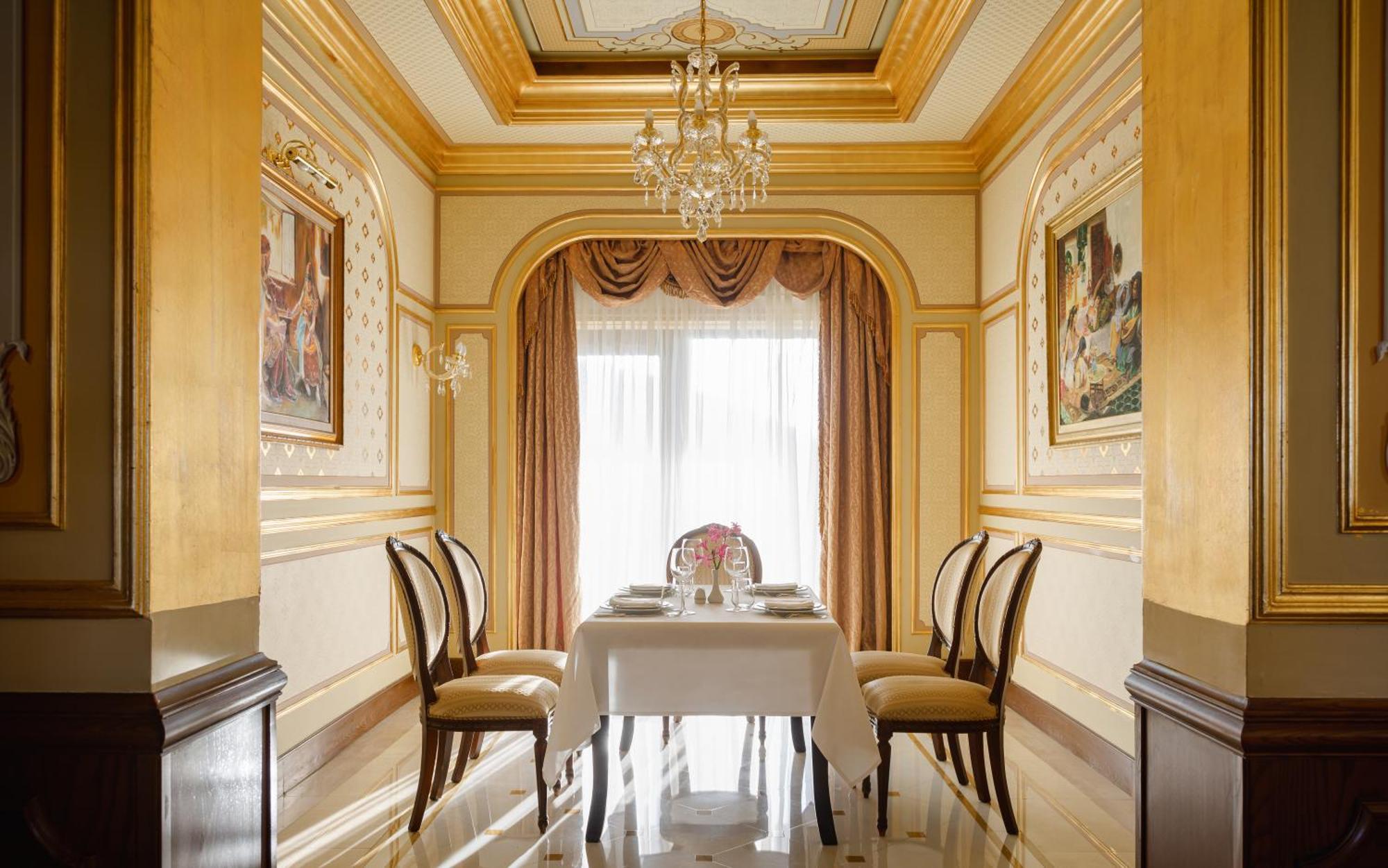 Shamakhi Palace Sharadil Seredil Εξωτερικό φωτογραφία A dining room