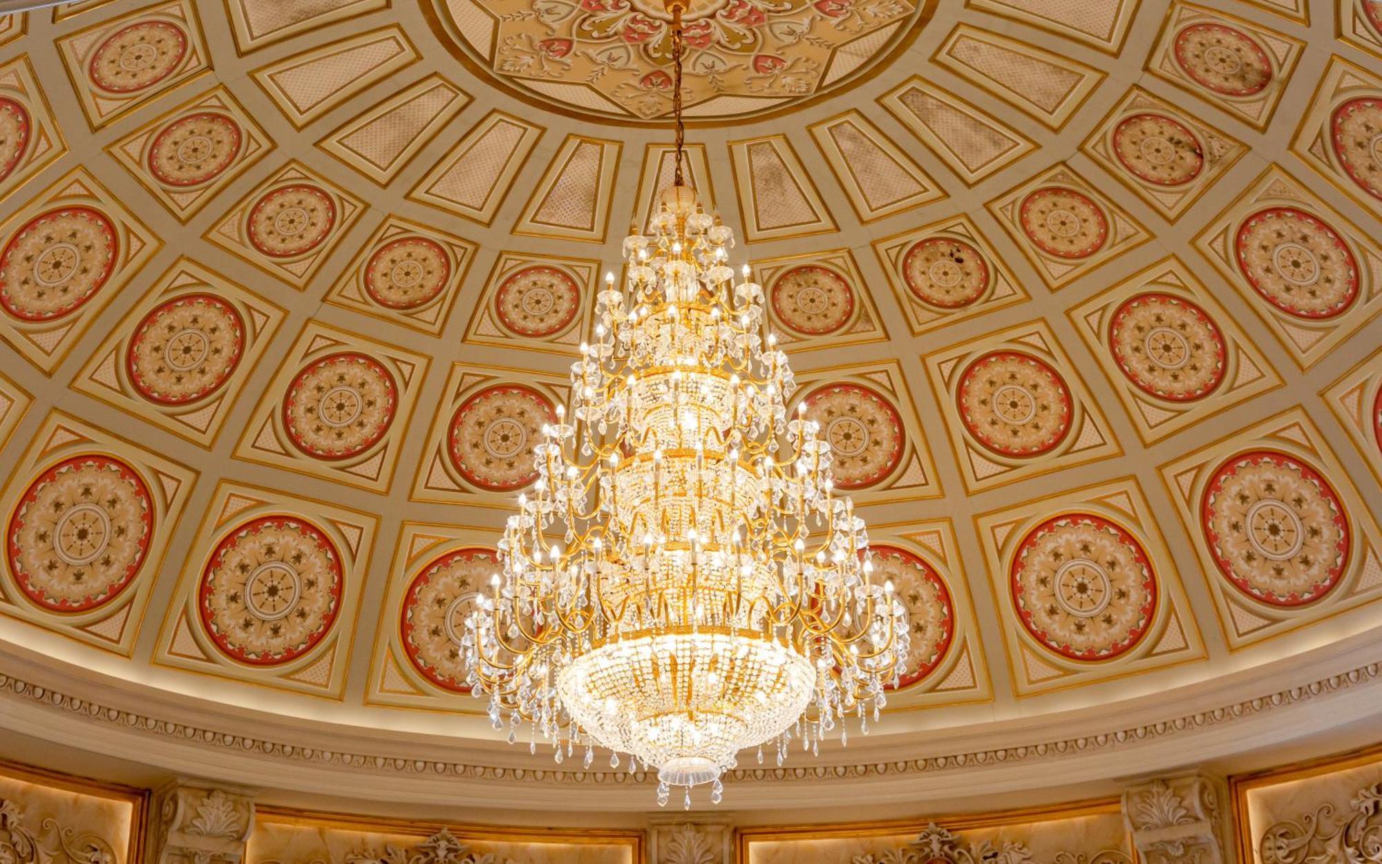 Shamakhi Palace Sharadil Seredil Εξωτερικό φωτογραφία The ceiling of the ballroom